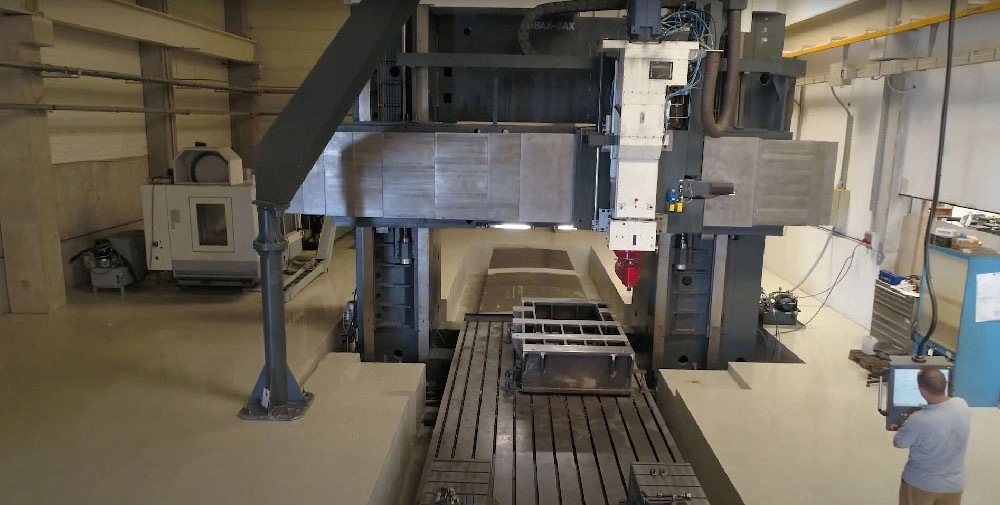 NCT ROBAX -5AX portálmarógép